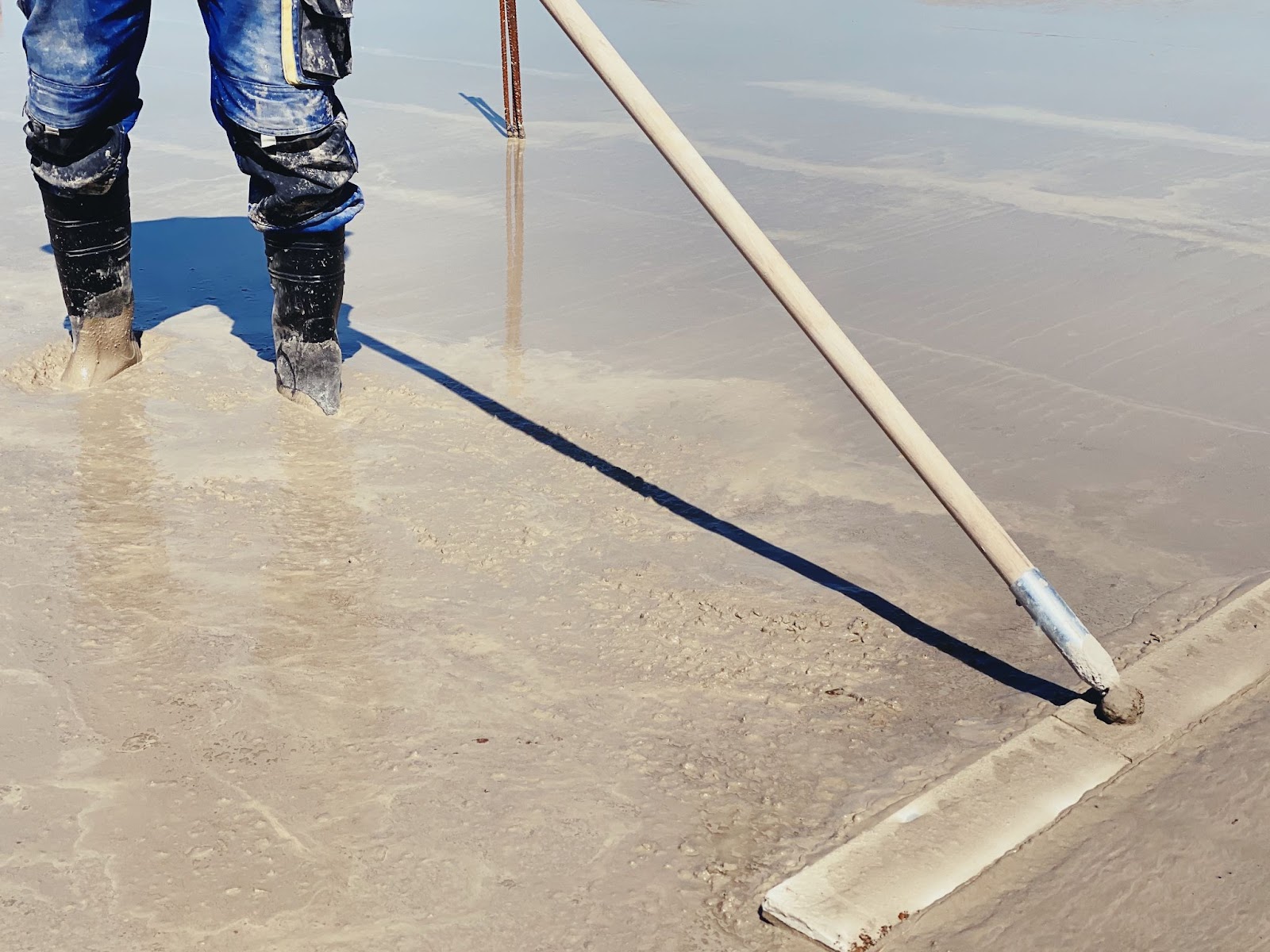 beton-storten-in-tuin-2